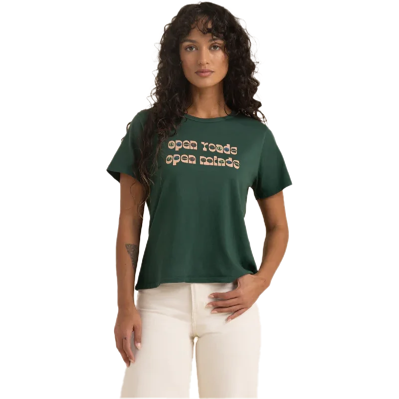 Men's Tailored Fit Checkered Casual Shirts in Multicolor for a Smart - Casual EnsembleWomen's Open Roads Everyday Tee