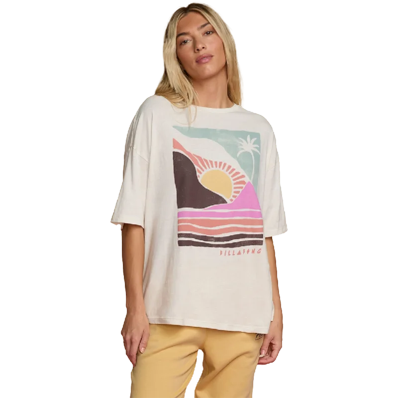 Men's Embroidered Detail Casual Shirts in Beige for a Touch of EleganceWomen's Nature Trail Tee