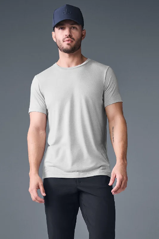 Men's Long - Line Oversized Casual Shirts in Dark Gray for a Relaxed and Modern LookTriumph Tee - Athletic Heather Grey