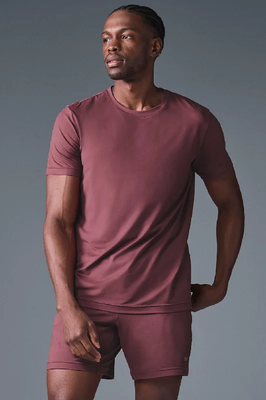 Men's Linen Blend Casual Shirts with Roll - Up Sleeves for a Summer Beach LookConquer Reform Crewneck Short Sleeve - Burgundy Truffle