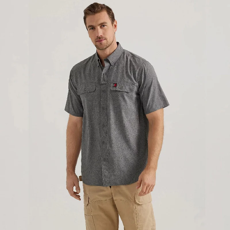 Men's Stretch - Fabric Casual Shirts in Navy Blue for a Comfortable and Flexible FitWrangler® RIGGS® Men's Lightweight Moisture-Wicking Short Sleeve Work Shirt