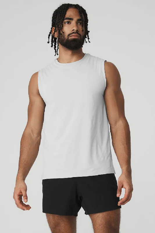 Men's Sustainable Recycled Material Casual Shirts for Eco - Conscious ConsumersIdol Performance Tank - Titanium