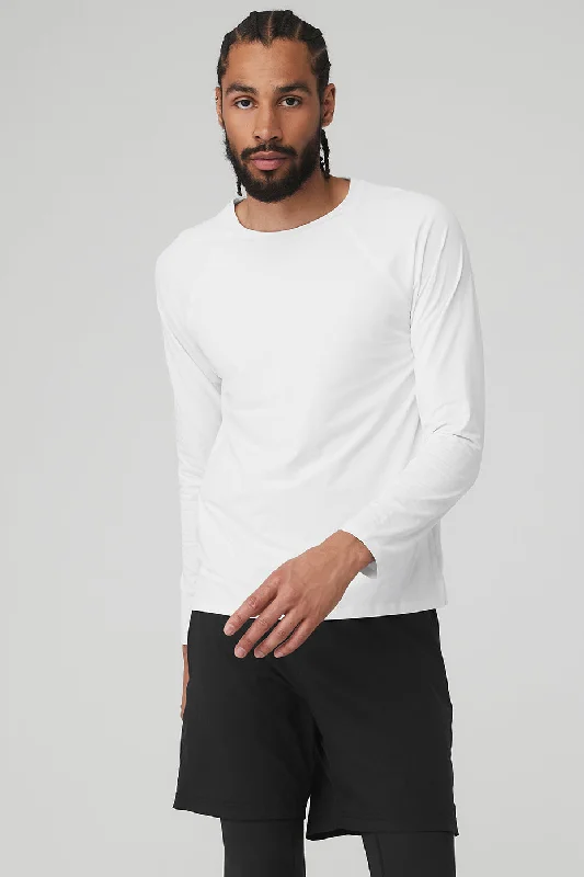 Men's Distressed Denim Casual Shirts with Frayed Edges for a Trendy and Rugged LookIdol Long Sleeve Performance Tee - White
