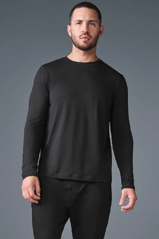Plus Size Men's Striped Chambray Casual Shirts with a Spread Collar for a Preppy AppearanceConquer Reform Crewneck Long Sleeve - Black
