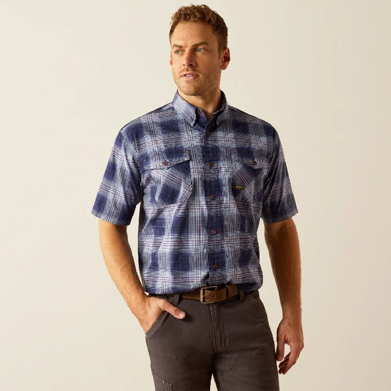 Men's Short - Sleeve Linen Casual Shirts in Light Khaki for a Breathable Summer OptionAriat Men's Made Tough™ Durastretch™ Button-Down Short Sleeve Work Shirt