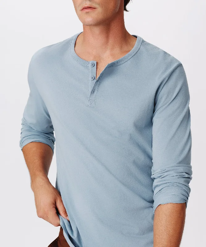 Men's Sustainable Recycled Material Casual Shirts for Eco - Conscious ConsumersClassic Jersey Long Sleeve Henley - Hazy Blue