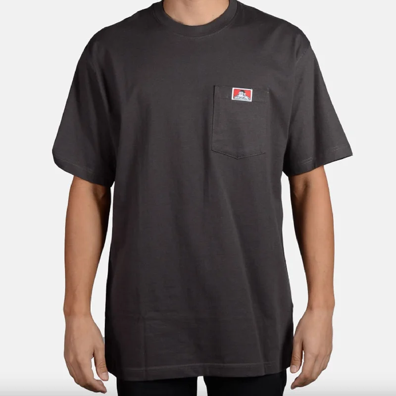 Men's Long - Line Oversized Casual Shirts in Dark Gray for a Relaxed and Modern LookBen Davis Men's Heavy Duty Short Sleeve Pocket T-Shirt_Charcoal