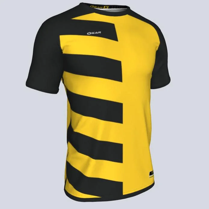 Men's Retro Soccer Jerseys of Famous Clubs from the 90s for Nostalgic Football EnthusiastsDortmund Custom Jersey