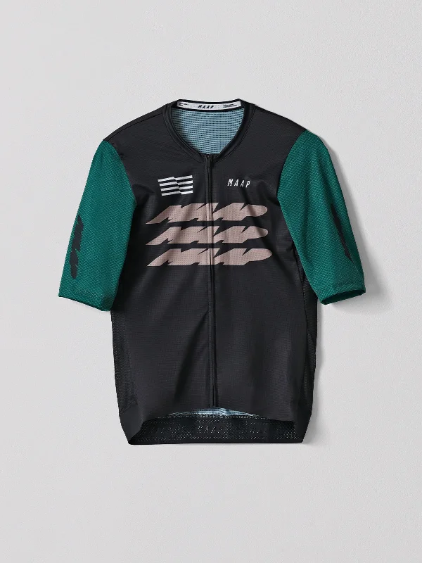 Men's Football Jerseys with Embroidered Club Badges for a Premium and Authentic AppealEclipse Pro Air Jersey 2.0