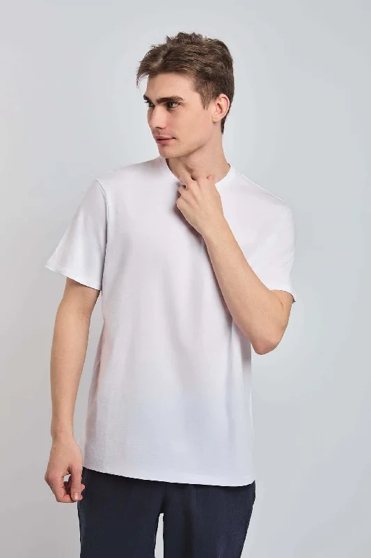 Men's plus - size pocket t - shirts with a classic lookT-Shirt