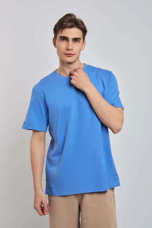 Men's polo t - shirts with a contrast collar for a preppy lookT-Shirt