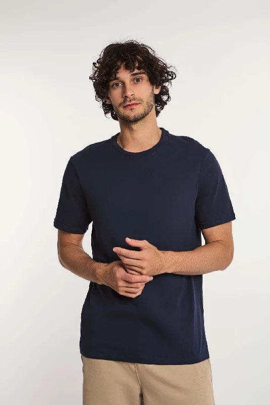 Men's moisture - wicking athletic t - shirts for intense workoutsT-Shirt