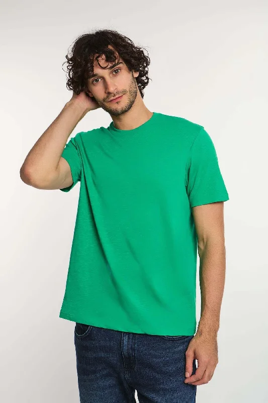 Men's distressed denim - look t - shirts with a rugged appealT-Shirt