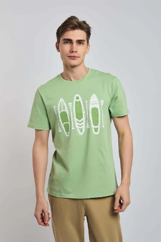 Men's antimicrobial t - shirts for odor - free freshness during travelT-Shirt