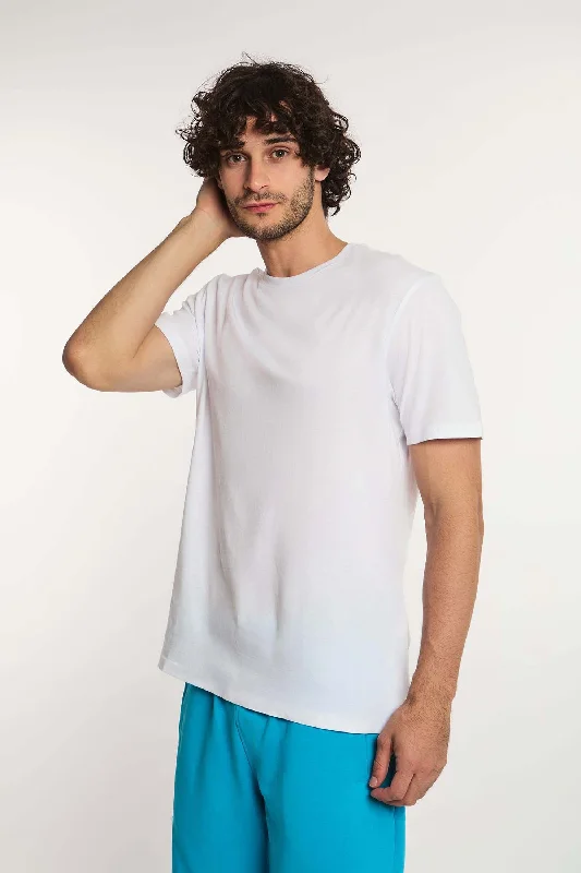Men's thermal t - shirts with a high - neck design for cold weatherT-Shirt