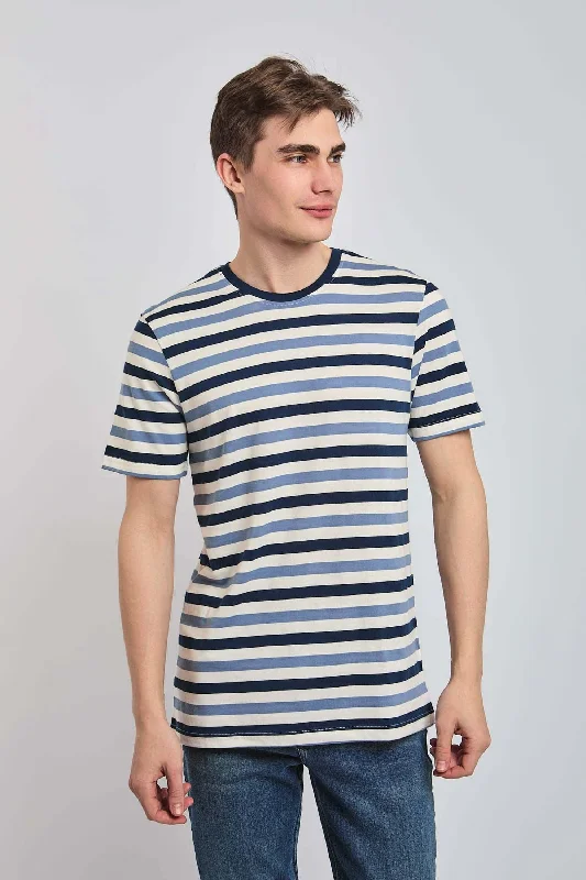 Men's moisture - wicking athletic t - shirts for intense workoutsT-Shirt
