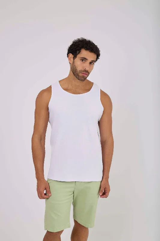 Men's antimicrobial t - shirts for odor - free freshness during travelT-Shirt