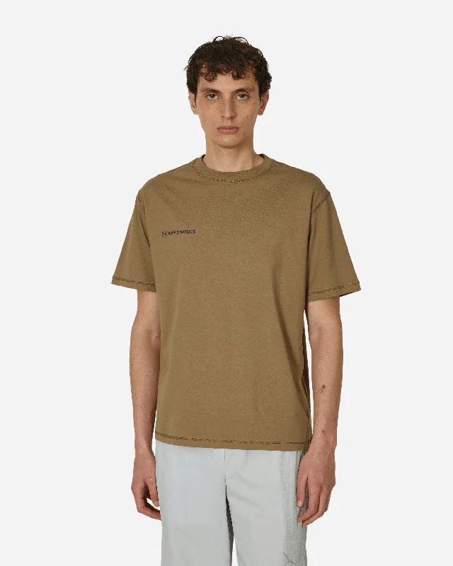 Men's UV - protection t - shirts for outdoor activities in the sunLogo T-Shirt Desert Green