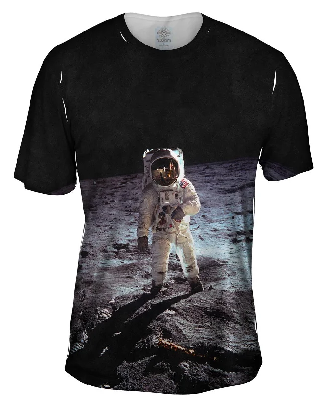 Men's tie - dye t - shirts with a bohemian styleAldrin Apollo Space Walk