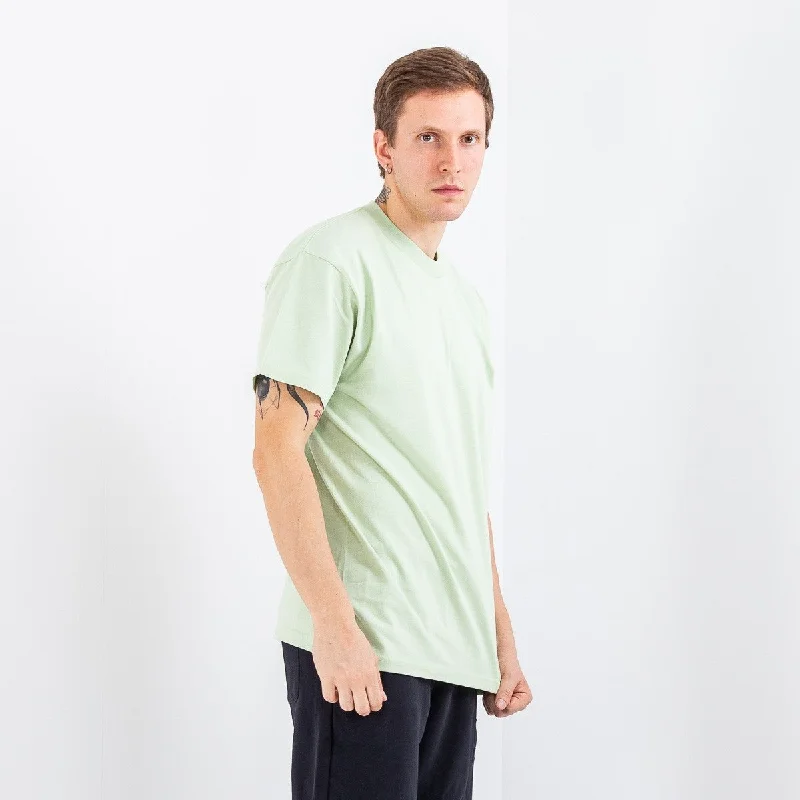 Men's printed Hawaiian t - shirts for tropical vacationsAR-15 Lilly Tee