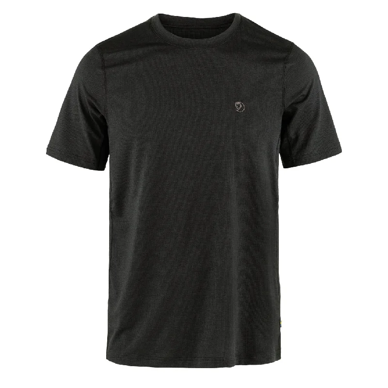 Men's smart - casual checkered t - shirts for semi - formal occasionsFjallraven Abisko Day Hike SS T-Shirt Black