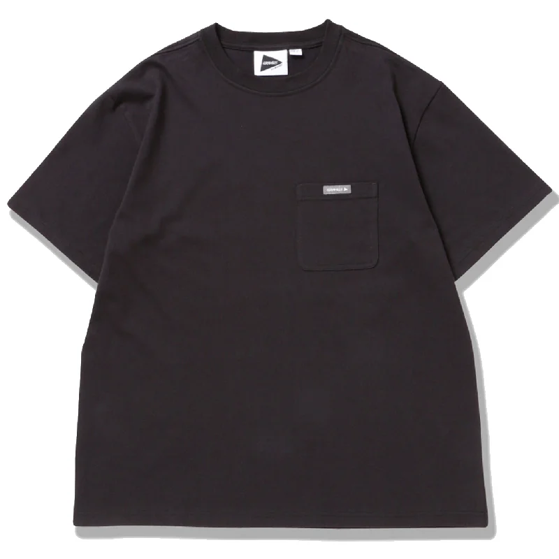 Men's smart - casual checkered t - shirts for semi - formal occasionsGramicci x And Wander Backprint Tee Black