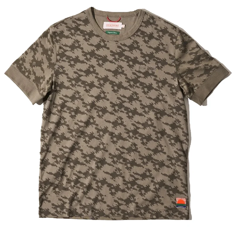 Men's antimicrobial t - shirts for odor - free freshness during travelSealskinz Hales Skinz Print UV Protection Tee Olive