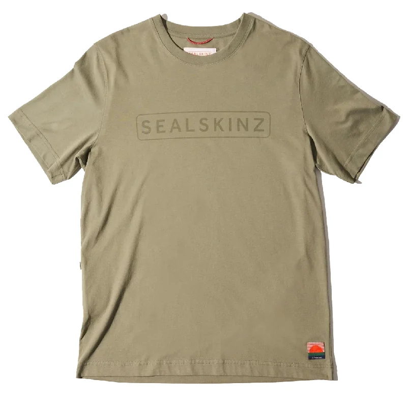 Men's plus - size pocket t - shirts with a classic lookSealskinz Litcham Icon UV Protection Tee Green