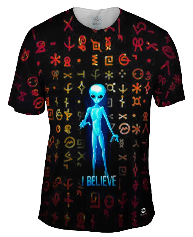 Men's organic cotton crew - neck t - shirts for everyday comfortUfo I Believe