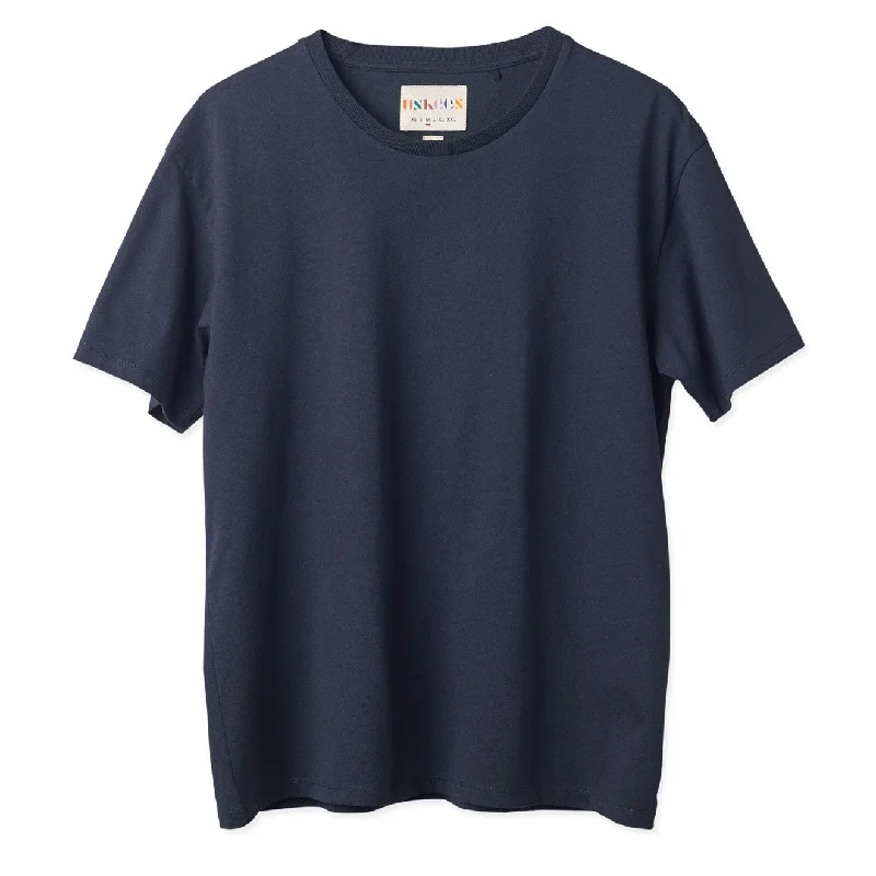 Men's distressed denim - look t - shirts with a rugged appealUSKEES 7006 T-Shirt Midnight Blue