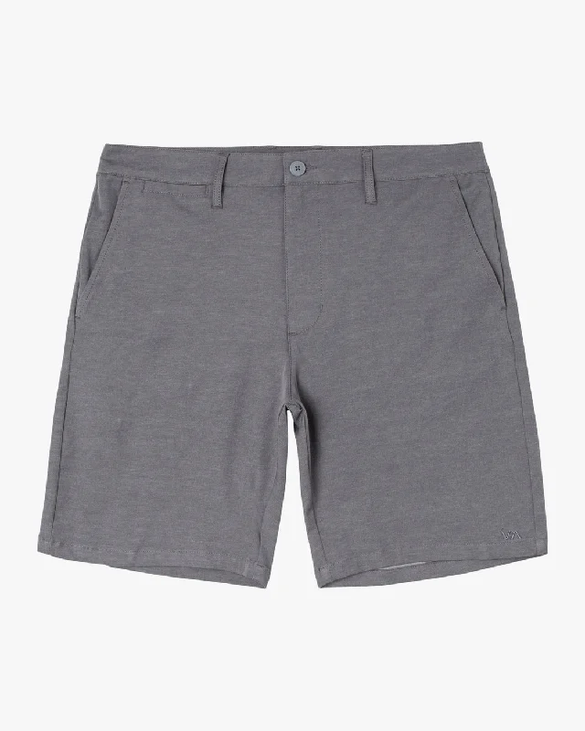 Men's pastel - colored cotton shorts for a spring - friendly outfit   Back In 19" Hybrid Shorts - Athletic Heather