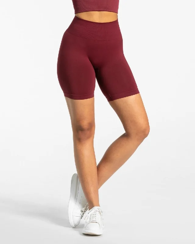 Men's flat - front chino shorts for semi - formal summer events   Classy Short "Weinrot"
