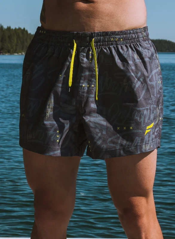 Men's plaid pattern wool blend shorts for a preppy fall style   GOOD SUMMER SHORTIES - FLAG-FETTI