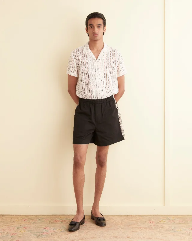 Men's floral print silk blend shorts for a unique night - out look   Lacework Shorts