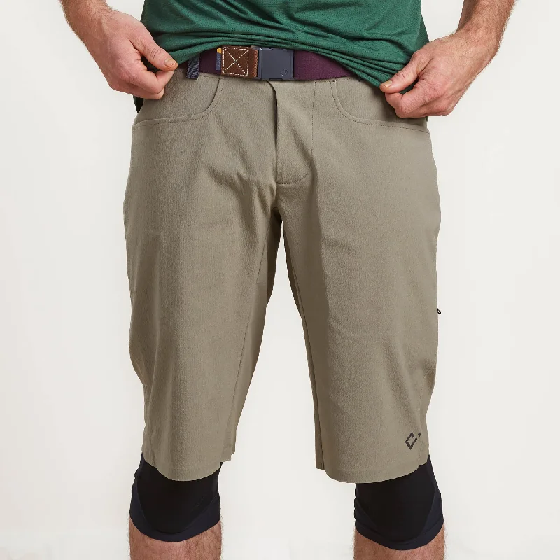 Men's wide - leg linen blend shorts for a relaxed beachside vibe    Men's TRAIL Access Short