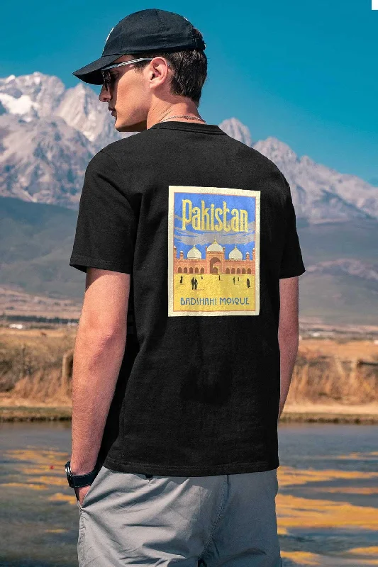 Men's two - tone stripe polo shirts with a preppy stylePolo Republica Men's Polo Pakistan Printed Crew Neck Tee Shirt