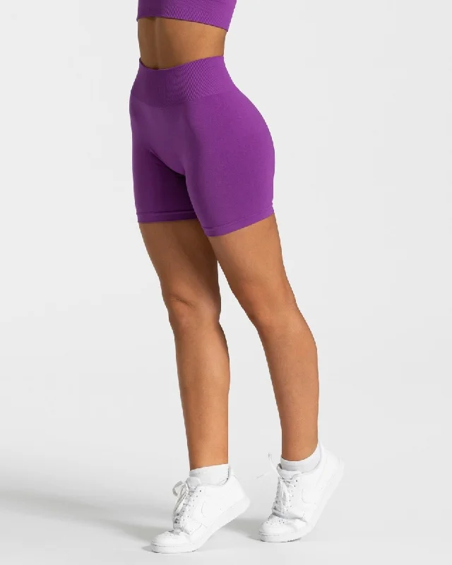 Men's breathable cotton athletic shorts for intense workouts Timeless Scrunch Short "Violett"